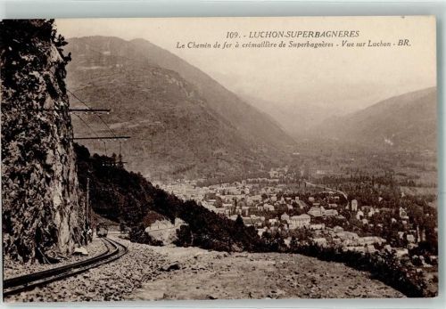 Saint-Aventin le Chemin de fer a Cremaillere de Superbangneres Vue sur Luchon Eisenbahn