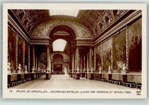 Versailles Palais de Versailles Galerie des Batailles Elevee par Fontaine et Nepveu 1836 Büste