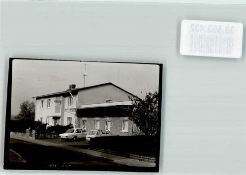 35423 W6302 Lich , Hess Privatfoto KEINE AK Pension Bergfried Auto Ort handschriftlich