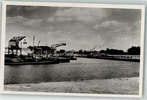 Enschede Hafen Verladekran Binnenschiff