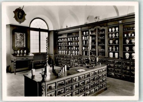W8000 München Abteilung Chemie 18 Jahrhundert Deutsches Museum Nr.30733 Apotheke Foto AK