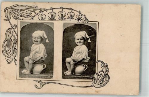 1904 Ein weinendes und ein glückliches Kind auf dem Nachttopf Leim löst sich
