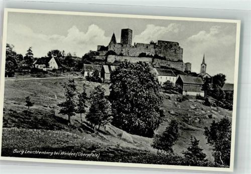 Leuchtenberg Burg der Landgrafen von Leuchtenberg mit der Kirche St. Margareta Verlag Fritz Roscher
