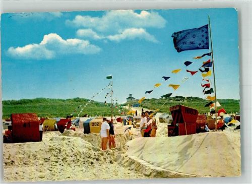 26465 W2941 Langeoog - Strandkörbe und Strandburgen am Strand vor dem Wasserturm