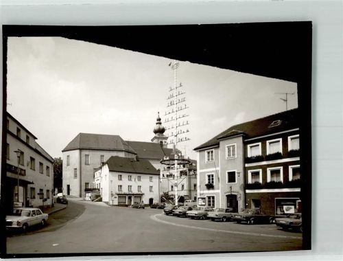 Oberviechtach Marktplatz mit St. Johanneskirche Foto Original aus Archiv eines Ansichtskartenverlags Ort handschriftlich