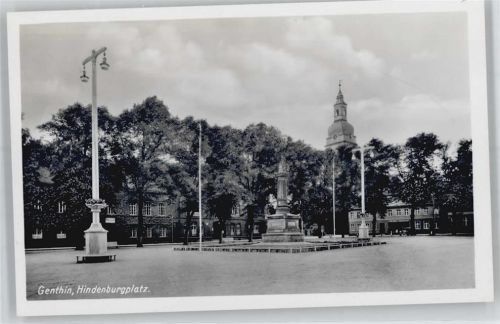 39307 O3280 Genthin - Hindenburgplatz