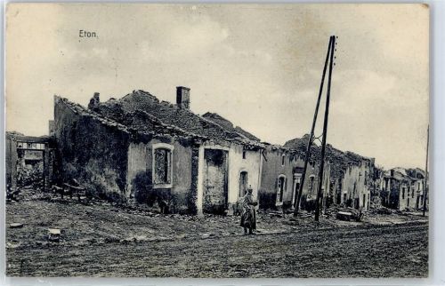 Eton - Zerstörte Häuser