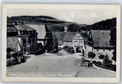 01778 O8246 Lauenstein , Sachs - Marktplatz, Denkmal, Bäckerei