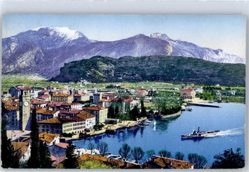 Riva' Riva sul lago di Garda
