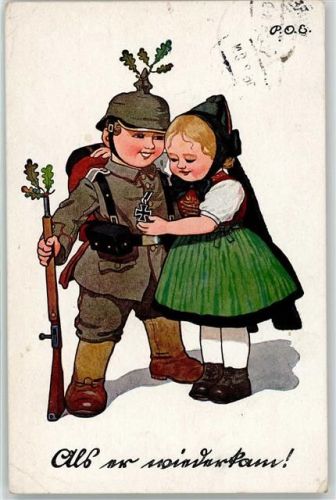 Kind in Uniform WK I Pickelhaube
