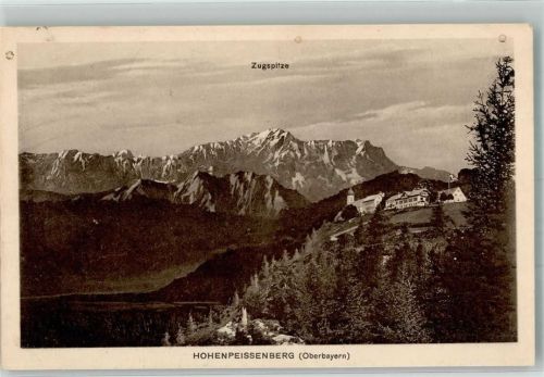 Hohenpeißenberg Panorama des Ortes zwischen Tannenwäldern mit der Zugspitze