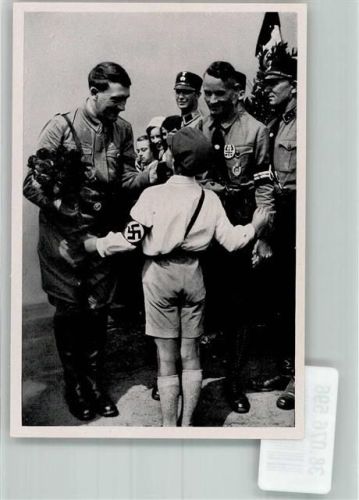 Sammelbild Der Führer mit einem HJ-Pimpf Sammelwerk Nr. 15 Adolf Hitler Nr. 166 Gruppe 64