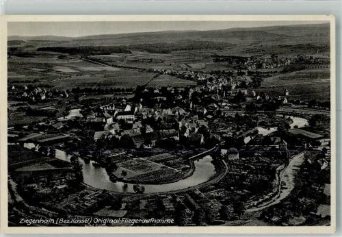 Ziegenhain Fliegeraufnahme des Ortes mit Schloss Ziegenhain