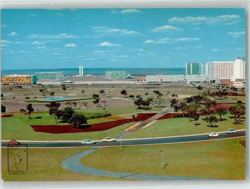 Brasilia 1975 Tres Poderes Square