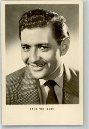 Portrait des Sängers Fred Frohberg Fotograf Brüggemann VEB Volkskunstverlag