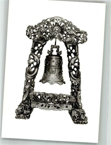 Apolda Chinesische Bronzeglocke in Ebenholzständer im Glockenmuseum Fotograf Schneider VEB Bild und Heimat