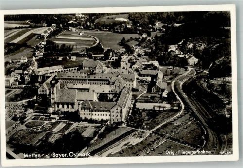 Metten 1938 Fliegeraufnahme des Ortes mit Benediktinerabtei Metten und Klosterkirche St. Michael