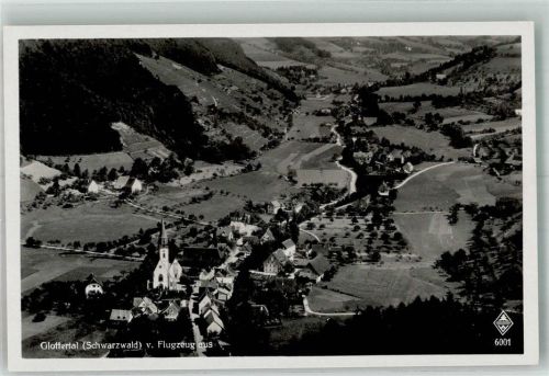 Glottertal 1938 Fliegeraufnahme des Ortes mit Pfarrkirche St. Blasius