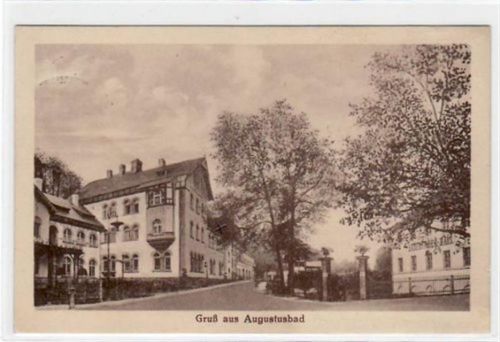 Liegau-Augustusbad Augustusbad mit Straßenpartie gelaufen von 1927. Gute Erhaltung.