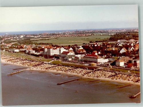 Duhnen Fliegeraufnahme von Ort und Strand mit Jugendherberge Ove Ovens Haus Foto Original aus Archiv eines Ansichtskartenverlags Ort handschriftlich