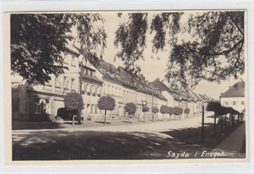 Sayda im Erzgebirge. Straßenpartie. Ungelaufen. Leichter Bug Kartenmitte, sonst gut erhalten.