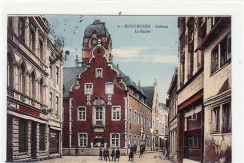 Euskirchen Euskirchen mit Rathaus, La Mairie gelaufen von 1926. Leichte Stempelspuren, sonst gut erhalten