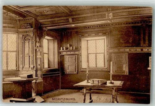 Moritzburg Halloren Gerichtszimmer Buch Tisch