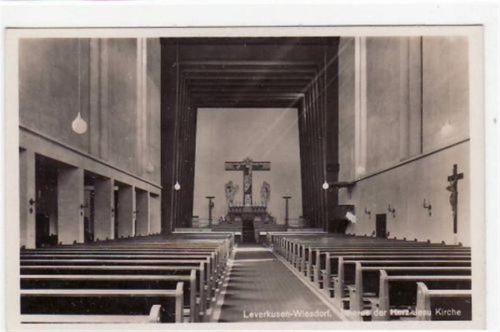 Leverkusen - Wiesdorf mit Innenansicht der Her - Jesu Kirche ungelaufen Gute Erhaltung.