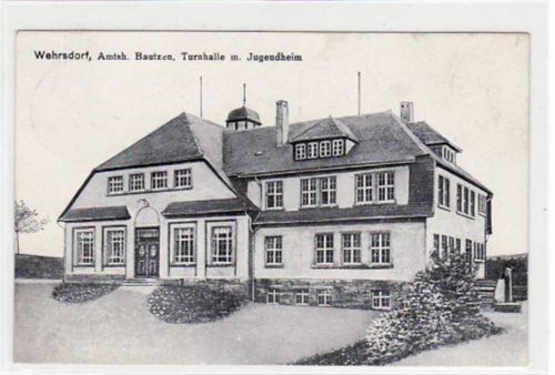 Wehrsdorf Wehrsdorf mit Amtsh. Bautzen, Turnhalle u. Jugendheim gelaufen von 1927. Leichter Stempeldurchdruck, sonst gut erhalten.