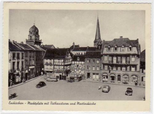 Euskirchen mit Marktplatz, Rathausturm und Martinskirche gelaufen von 1958. Gute Erhaltung.