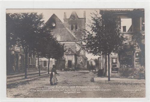 Soldau / Dzialdowo. Uhrmachergeschäft von L. Speltak, eine zerschossene Kirche auf deren Turm ein russisches Maschinengewehr aufgestellt war und weitere Häuser ungelaufen Top Erhaltung.