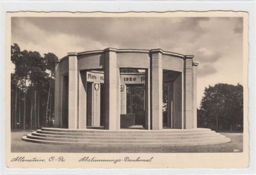 Allenstein Abstimmungs-Denkmal in Allenstein / Olsztyn gelaufen mit Blanko Marke ohne Stempel. Sehr gut erhalten.