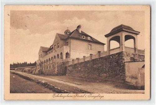 Erholungsheim Förstel / Lasek - Kreis Löwenberg / Powiat Lwówecki im Isergebirge gelaufen. Leichte Stempelspuren. Leicht stockfleckig, sonst gut erhalten