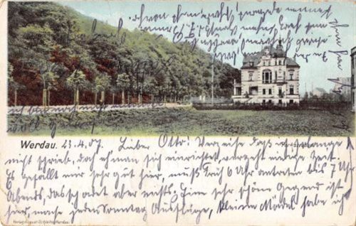 Werdau Werdau. Villa gelaufen 1907. Knick durch die Karte. Knick unten links. Leichter Bug rechts. Rückseite leicht fleckig.