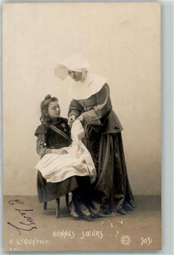 1903 Nonne Ordensschwester Mädchen mit Schärpe und Orden