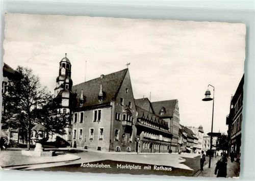 Aschersleben Marktplatz Rathaus