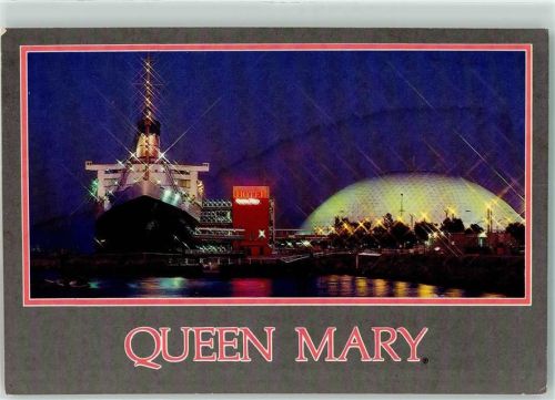 Long Beach Queen Mary bei Nacht Spruce Goose dome