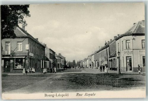 Bourg-Leopold Rue Royale Kinder Cafe Billard Fahrrad Marche