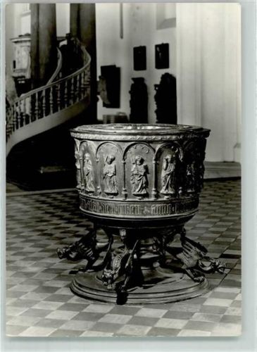 Neukölln St. Marienkirche Spätgotisches Taufbecken