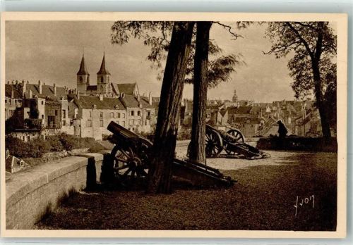 Chaumont alte Geschütze