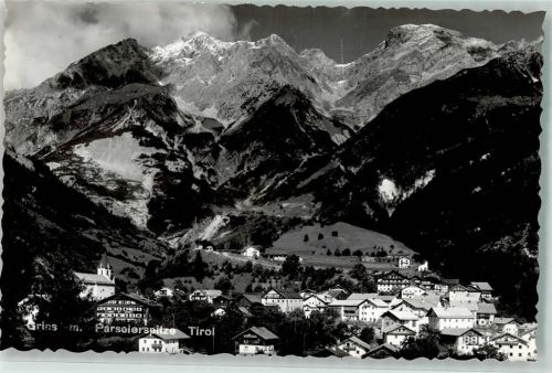 Grins Kirche Berge Parseierspitze Tirol