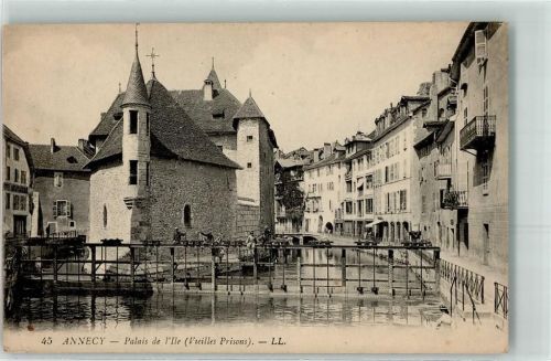 Annecy Palais de l`Ile Vieilles Prisons Wehr