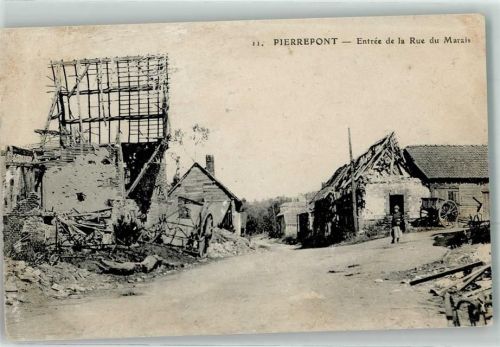 80500 Pierrepont-sur-Avre Gebrauchsspuren Entree de la Rue du Marais