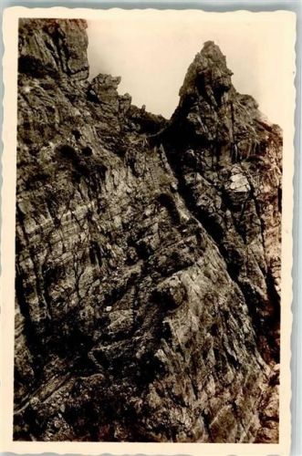 Ellmau am Weg v.d. Gruttenhütte zum Stripsenjoch Hüttenstempel