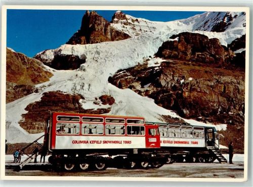 Columbia Icefield Snowmobile Tours Bus Schnee Monunt Andromeda Jasper Nationa Park