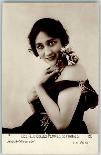Les Plus Belles Femmes De France Serie Arcencie Le Bleu Nr.19