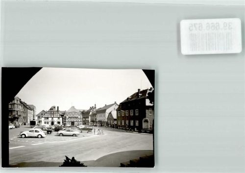 Brilon Foto Original aus Archiv eines Ansichtskartenverlags Marktplatz Oldtimer VW Käfer Ort handschriftlich