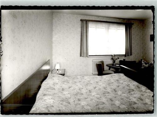 Schuld Gästezimmer im Hotel zur Linde Foto Original aus Archiv eines Ansichtskartenverlags Ort handschriftlich