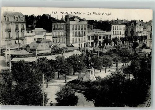 Perpignan Denkmal La Place Arago