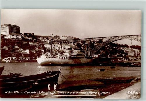 Porto Hafen Dampfschiff Porto Catedral